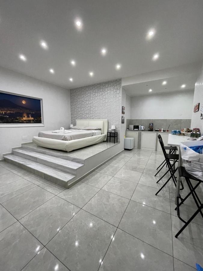 Suite Limatola Napoli Exterior foto